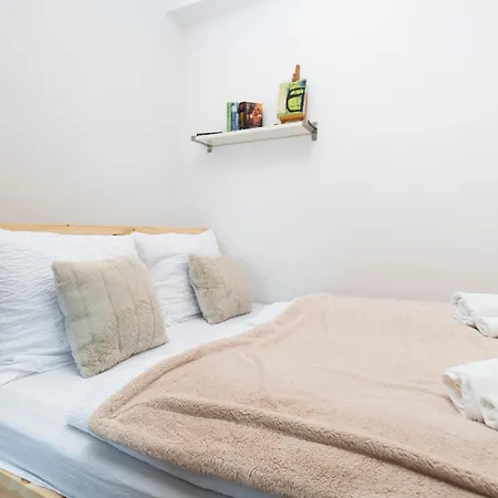 Cosy Parkside Praha