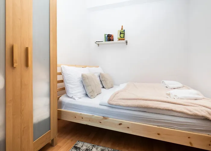 Cosy Parkside Praha