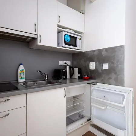 Cosy Parkside Апартаменты Прага